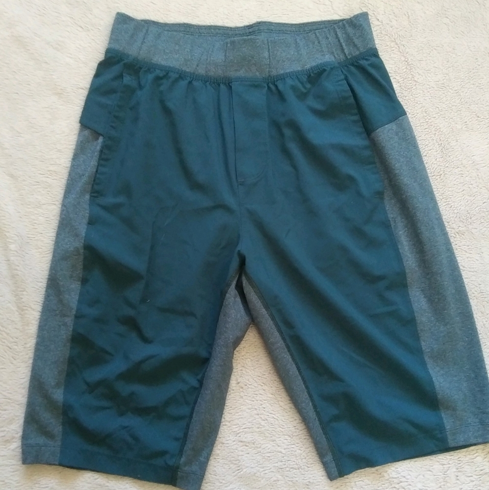 Lululemon core linerless the shorts